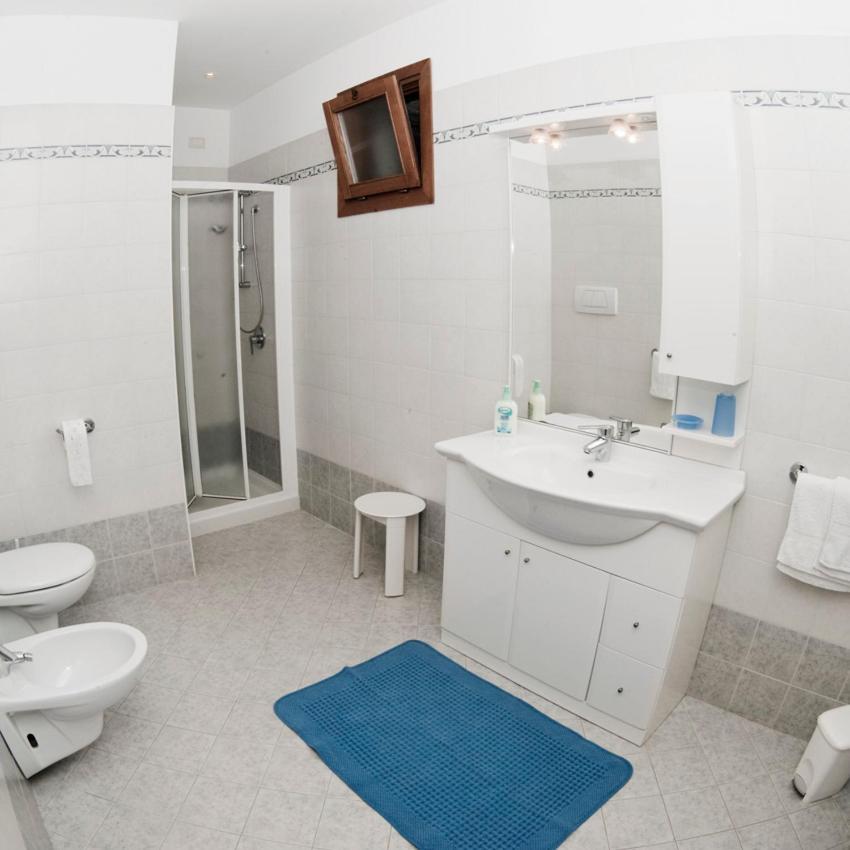 מאלצ'סינה Casa Facchinetti Yellow Apartment מראה חיצוני תמונה